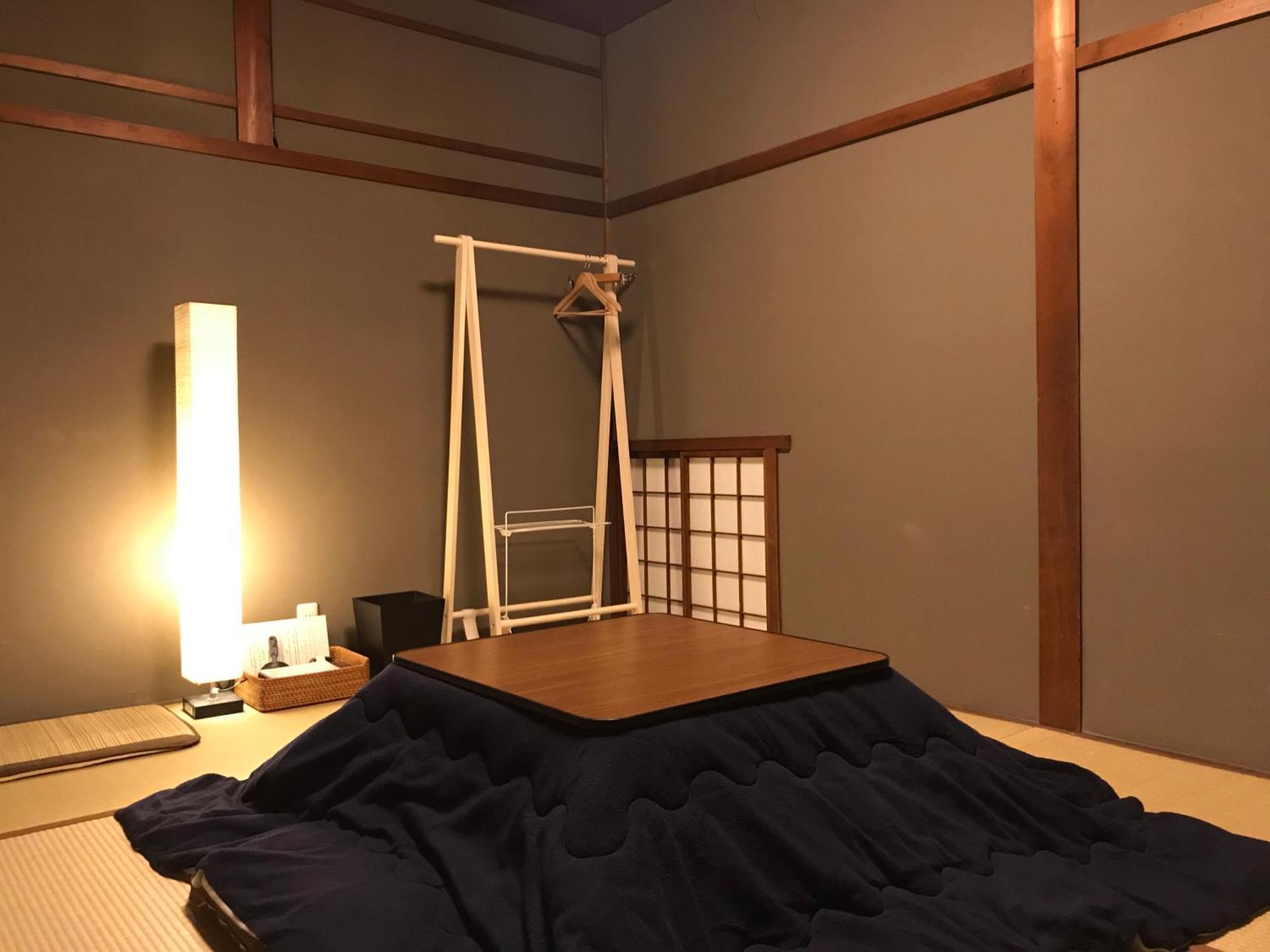 Haruya Naramachi Quarto foto