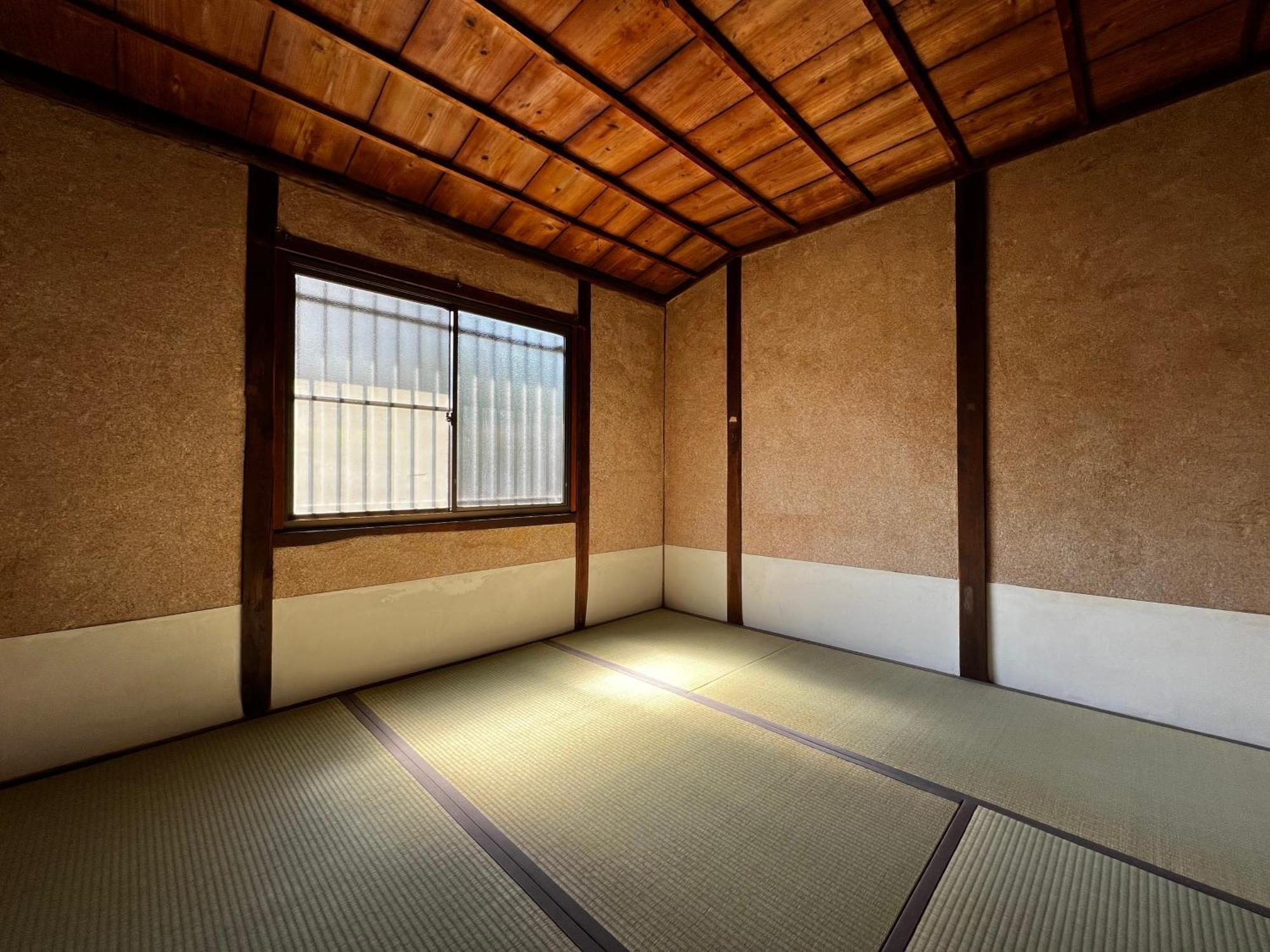 Haruya Naramachi Quarto foto