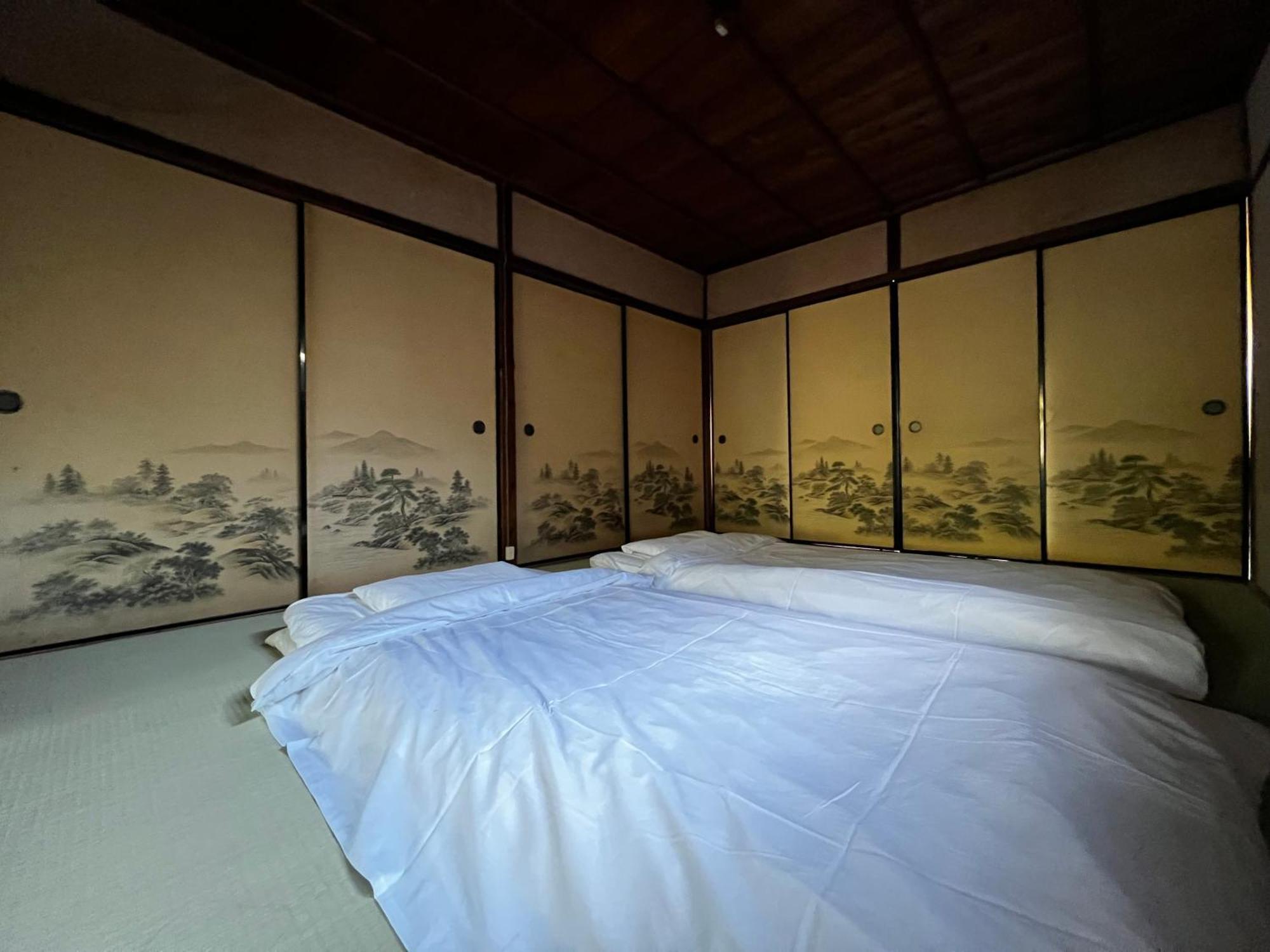 Haruya Naramachi Quarto foto