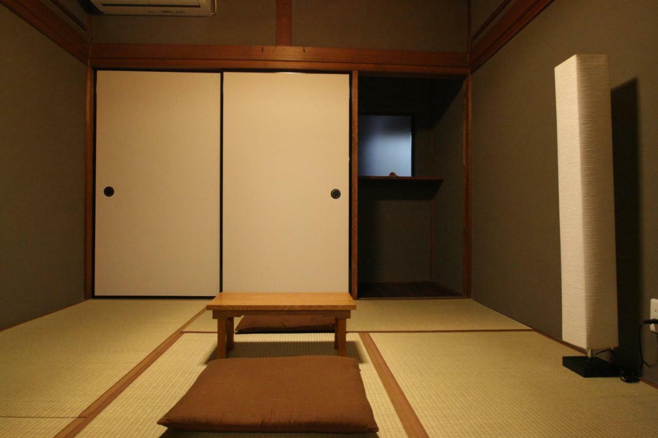 Haruya Naramachi Quarto foto